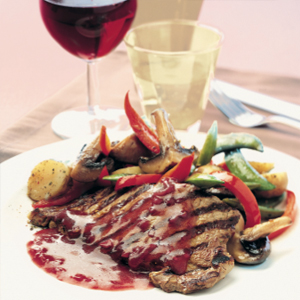 Sirloin steaks with port sauce | Reader's Digest Asia
