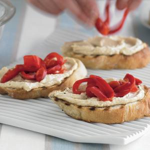Hummous and Pepper Slices | Reader's Digest Asia