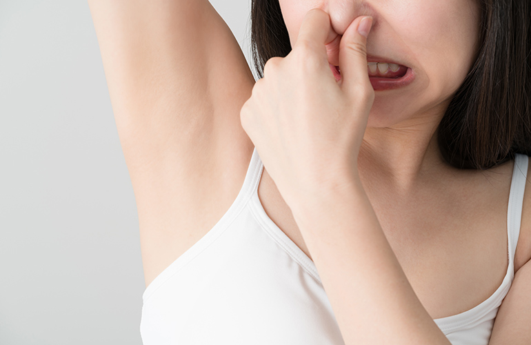 14 body odours you should never ignore | Reader's Digest Asia