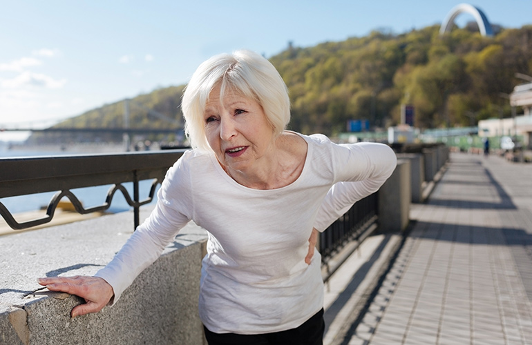 Different types of upper back pain